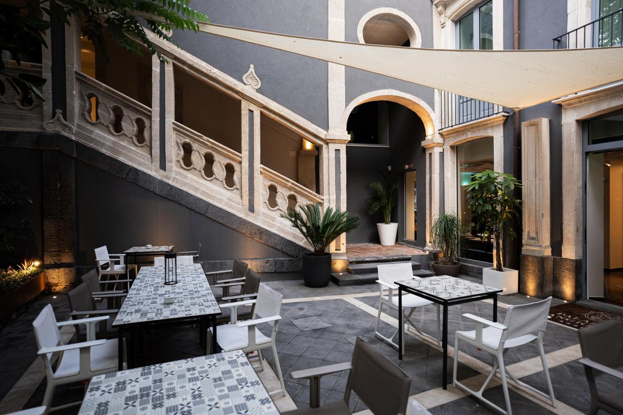 Palazzo Sangiorgio Hotel Катания Екстериор снимка